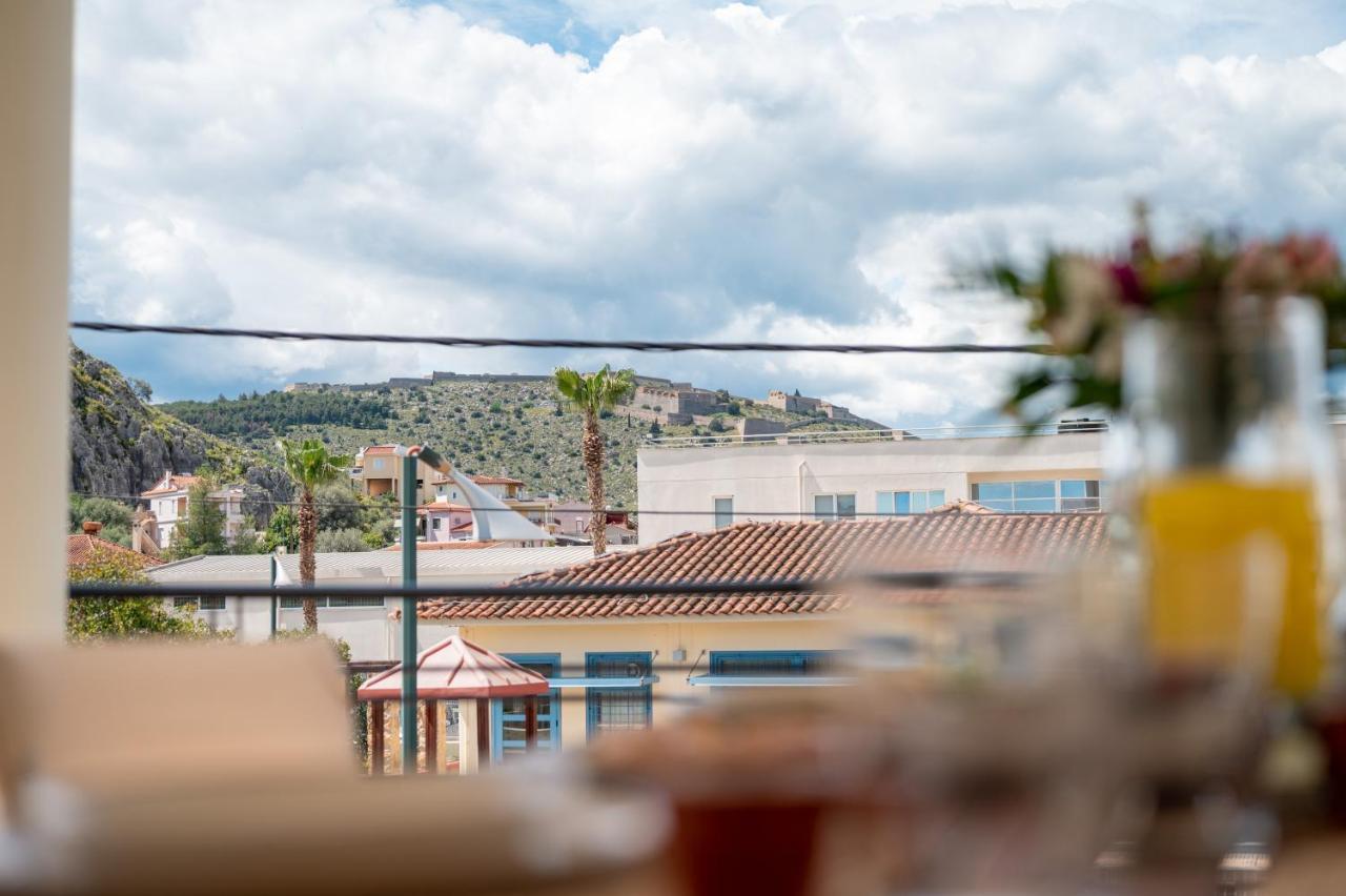 Konstantina'S Luxury Apartment Nafplio Bagian luar foto