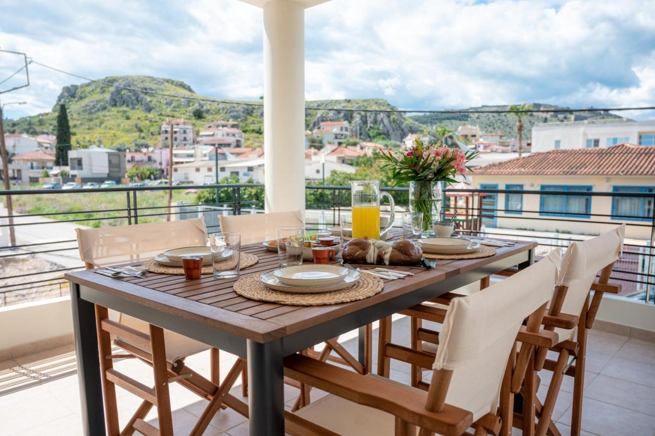 Konstantina'S Luxury Apartment Nafplio Bagian luar foto