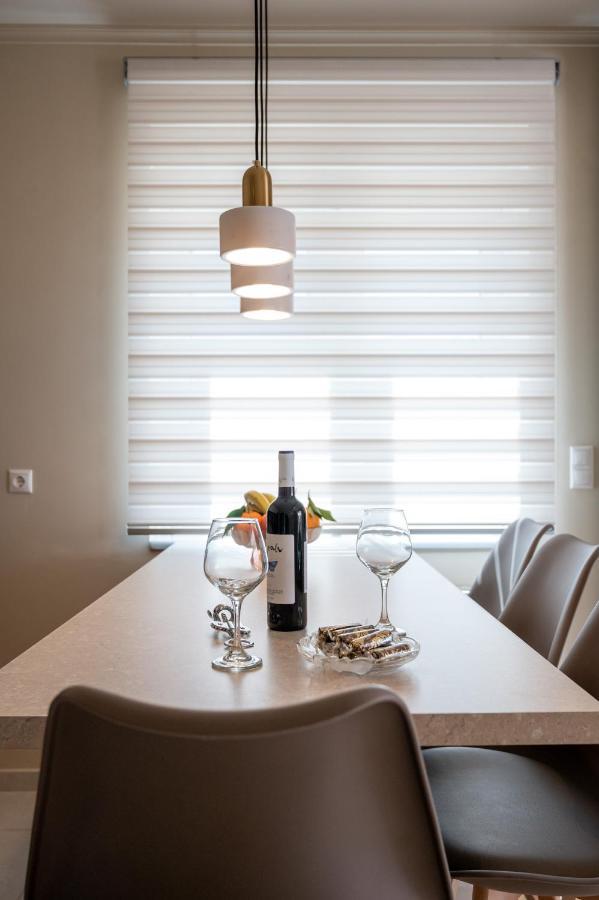 Konstantina'S Luxury Apartment Nafplio Bagian luar foto