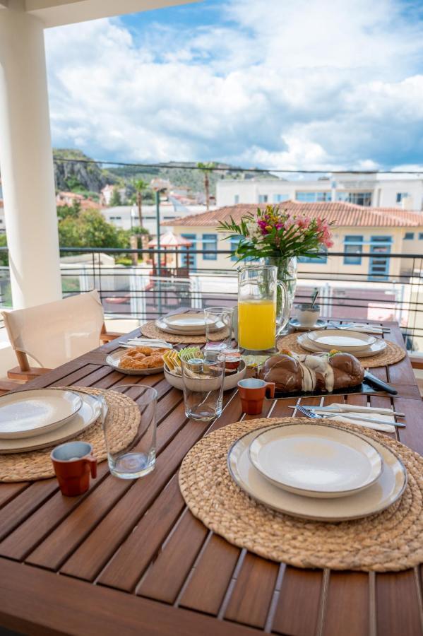 Konstantina'S Luxury Apartment Nafplio Bagian luar foto