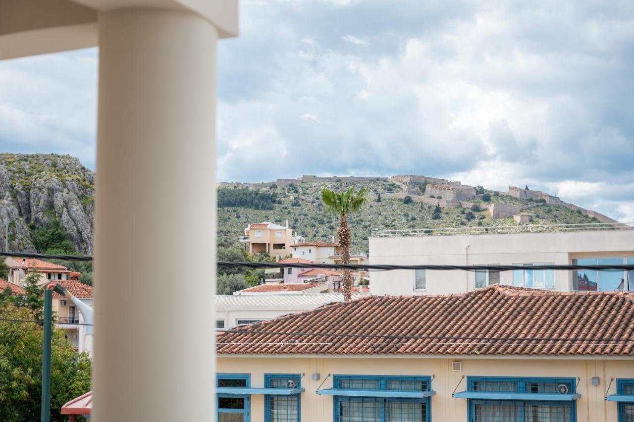 Konstantina'S Luxury Apartment Nafplio Bagian luar foto