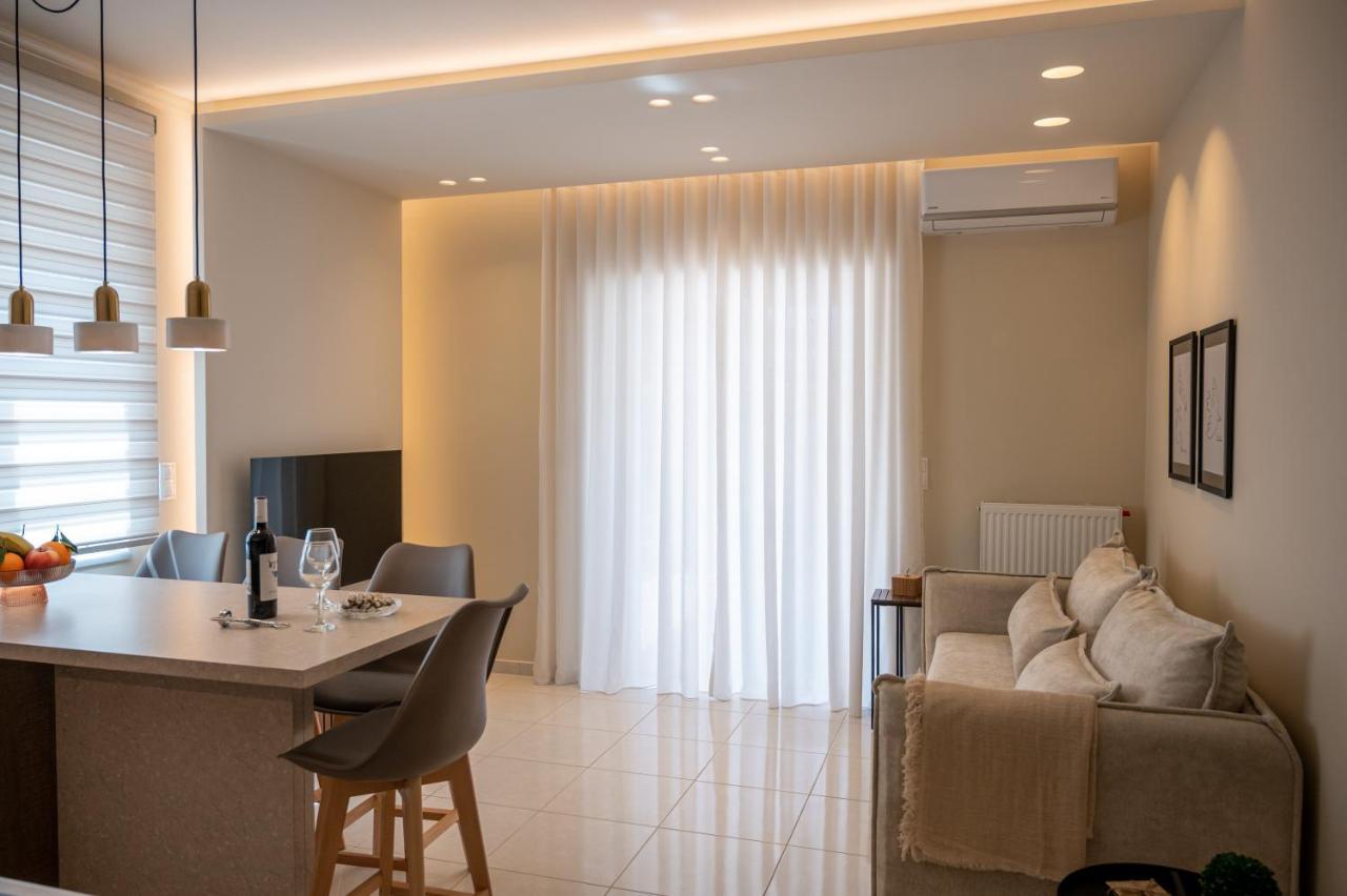 Konstantina'S Luxury Apartment Nafplio Bagian luar foto